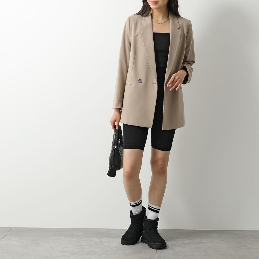 UGG（アグ） ムートンブーツ Classic Mini Zipper Tape Logo