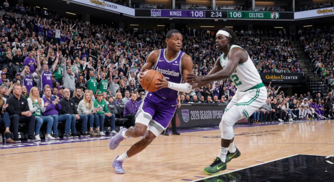 De'Aaron Fox driving the basket against the Boston Celtics in the 2026 season opener.